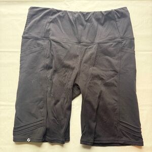 Oiselle Pocket Shorts - 9" inseam - Black - Size 12